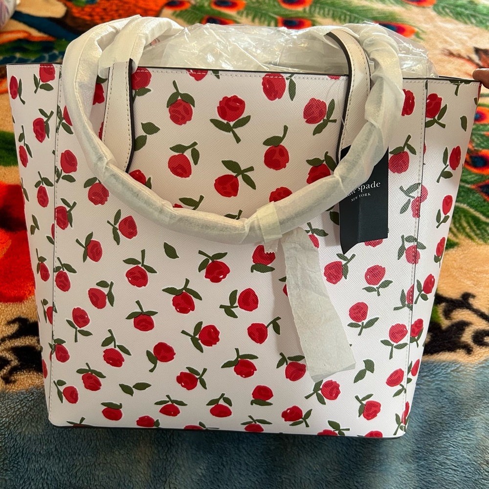 **SOLD** NWT Kate Spade Dana Festive Rosette Tote - Large - Picture 6 of 6